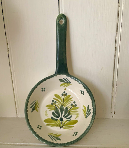 Quimper lourdes hand painted - lourdes,