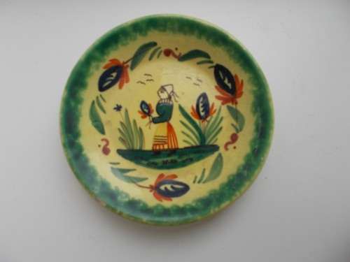 Vintage quimper trinket - hb,